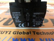 SIEMENS 3SB3400-0A IEC 60947-5-1 WITH SWITCH (3)