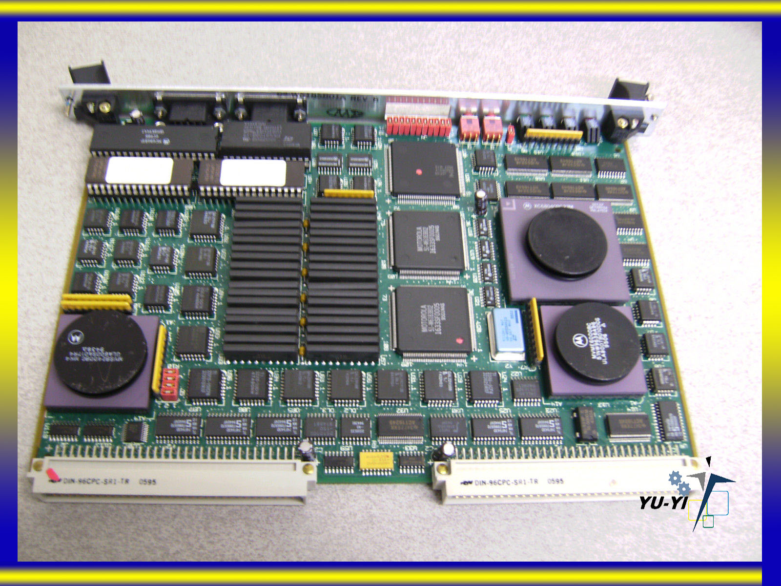 MOTOROLA MVME165-03 68040 CPU, 33MHZ, 4MB MEMORY, VSB, 2 SERIAL PORTS