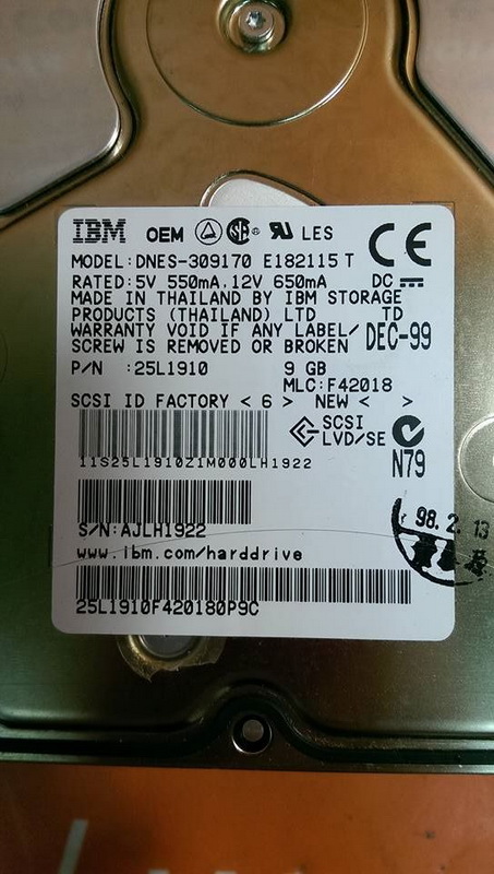 IBM 9GB 3,5 SATA 7,2KRPM DNES-309170 25L1910 25L1910F420180H9B AJHDZ439