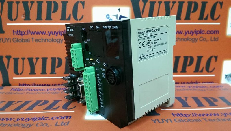 OMRON ID CONTROLLER V680-CA5D01-V2