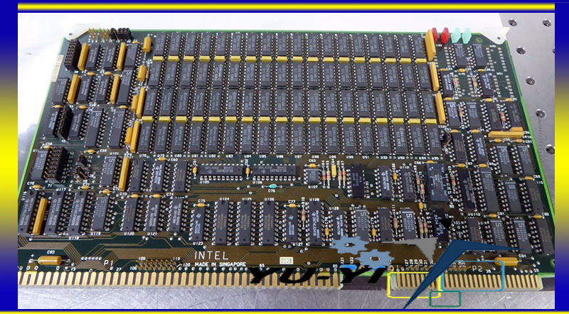 Radisys ​Z128586 Intel SBC 012B Multibus I Additional 512K RAM Memory Board (1)