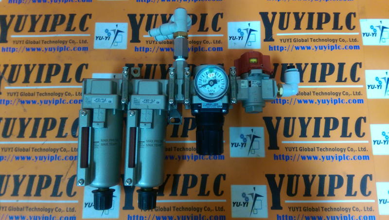 SMC AF30-02-8 W/AFM30-02-8 W/AR30-02G W/VHS30-02 Air Filter (1)