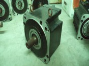 KAWASAKI SERVO MOTOR P80B22450RCX2A (1)