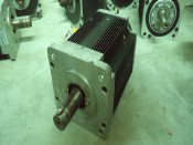 KAWASAKI AC SERVO MOTOR PB-A1 8MC562D-3CRAE-KJ1 (1)