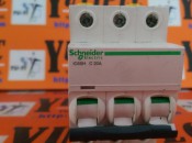 SCHNEIDER IC65H C 20A Breaker (3)