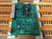 OMRON E5ZD-8H02P-44 Temperature Controller BOARD (1)