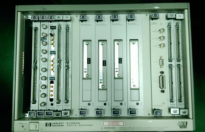 HP HEWLETT PACKARD SERIES VME/VXT MAINFRAME E1302A - PLC DCS HP HEWLETT PACKARD SERIES VME/VXT MAINFRAME E1302A - PLC DCS