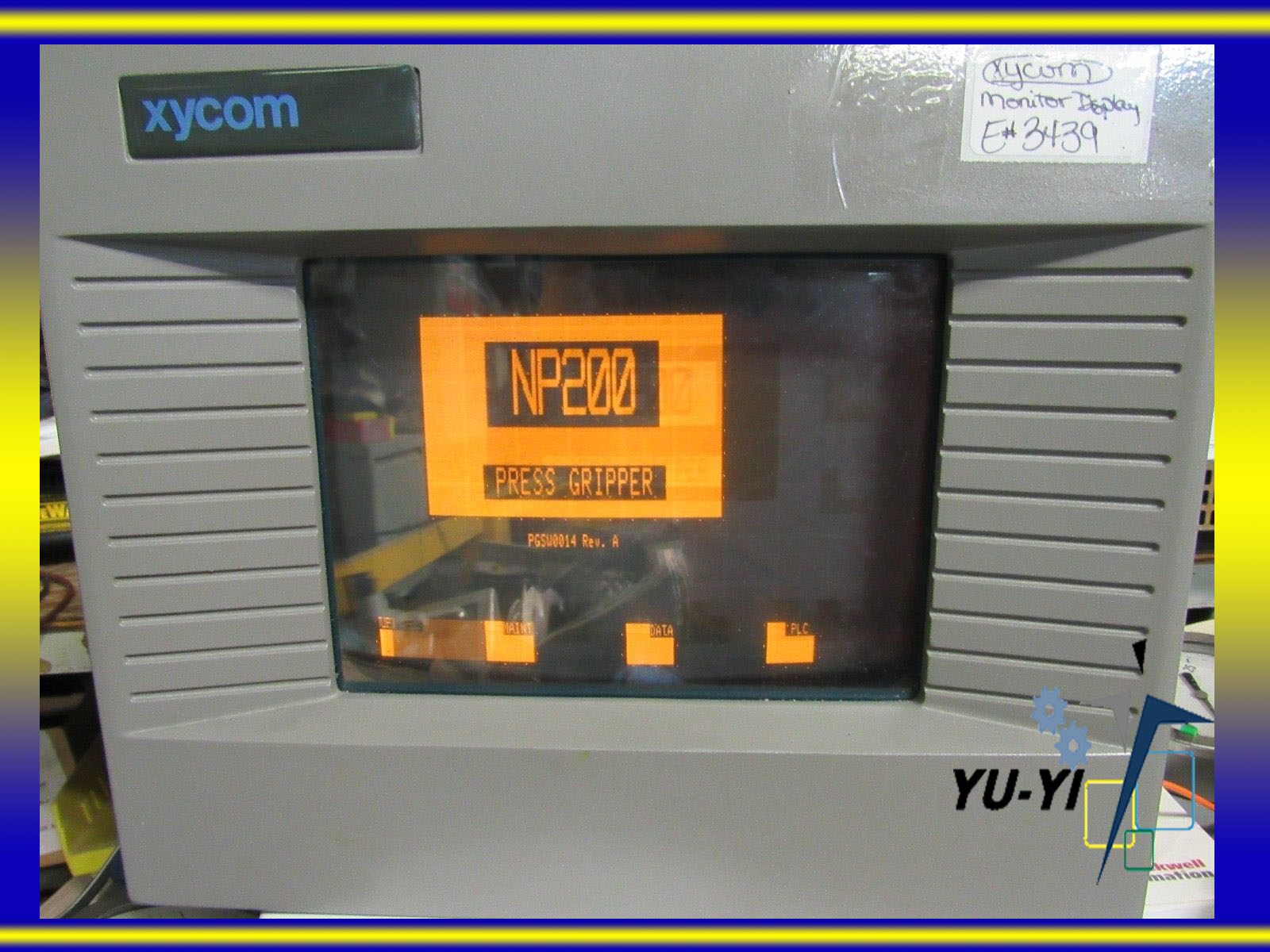 XYCOM 9 OPERATOR INTERFACE MONITOR DISPLAY 2000T 97957-121 97957121 90-250VAC