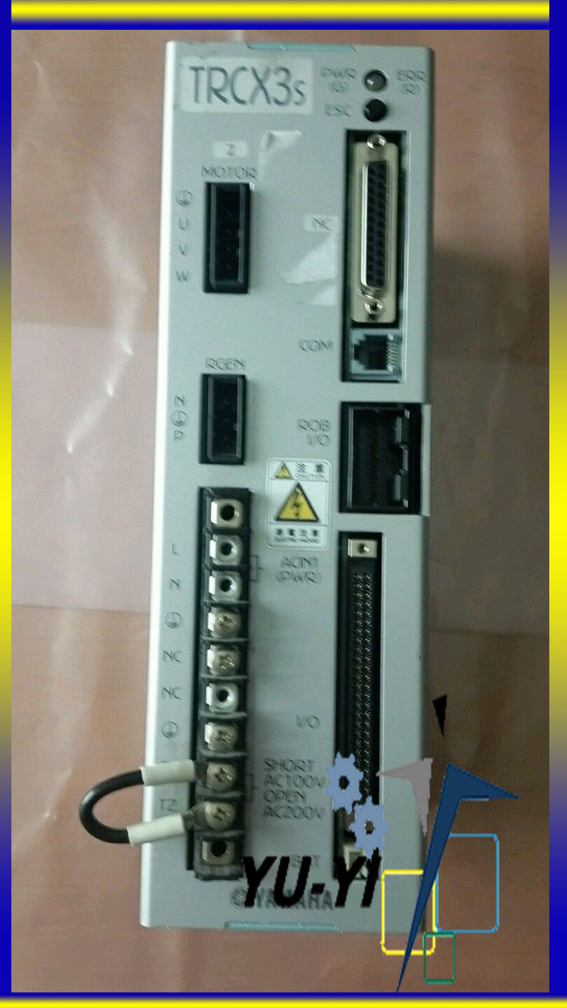 YAMAHA ROBOT TRCX3S SERVO DRIVE SRCX 05 - PLC DCS SERVO Control