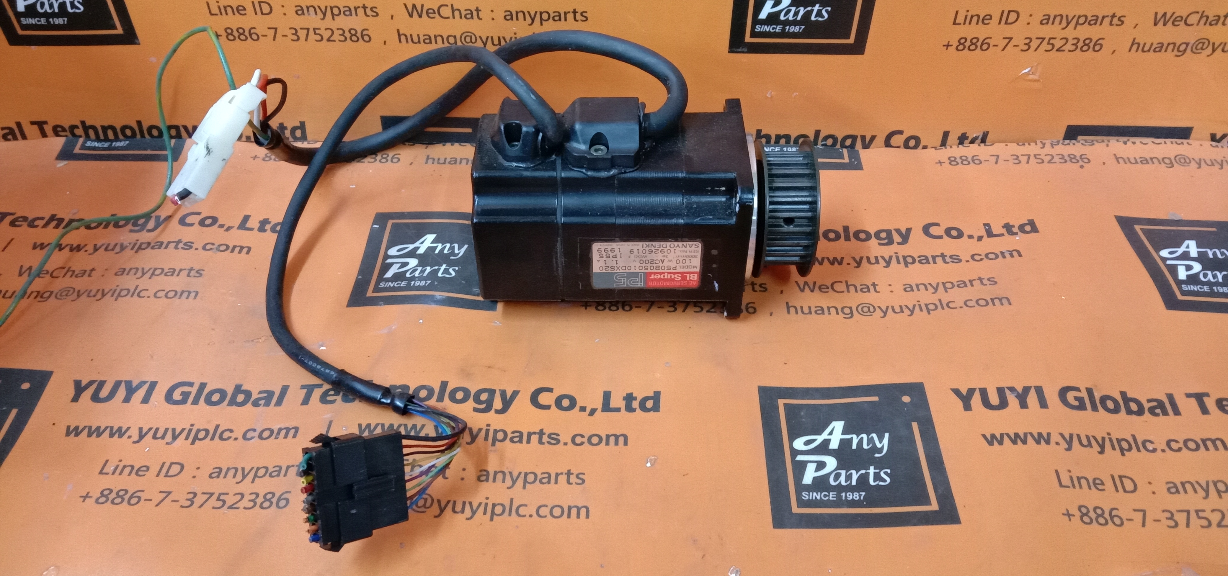 SANYO DENKI P50B05010DXS20 AC SERVOMOTOR