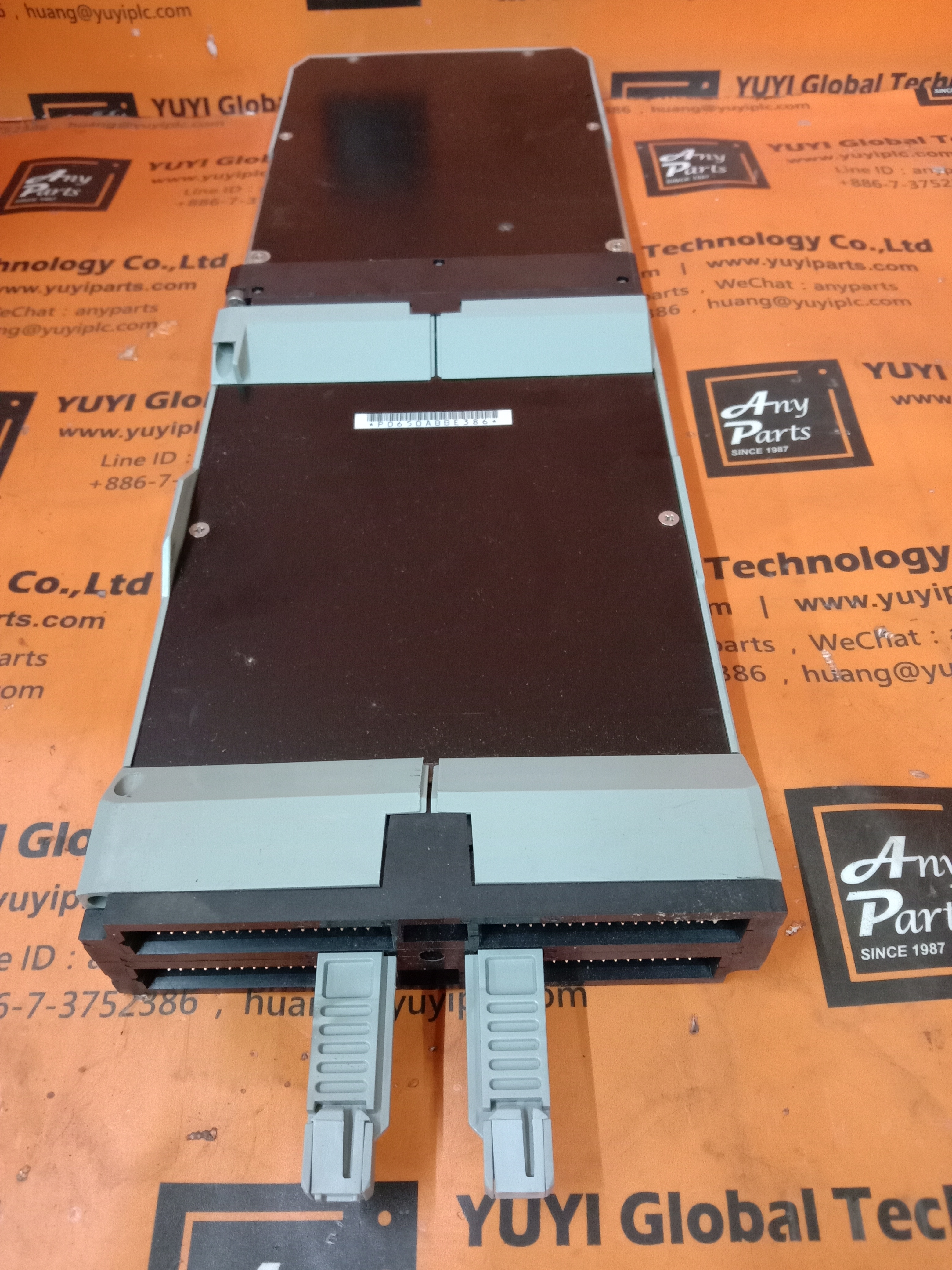 FOXBORO P0400DA-0K INPUT PLC MODULE