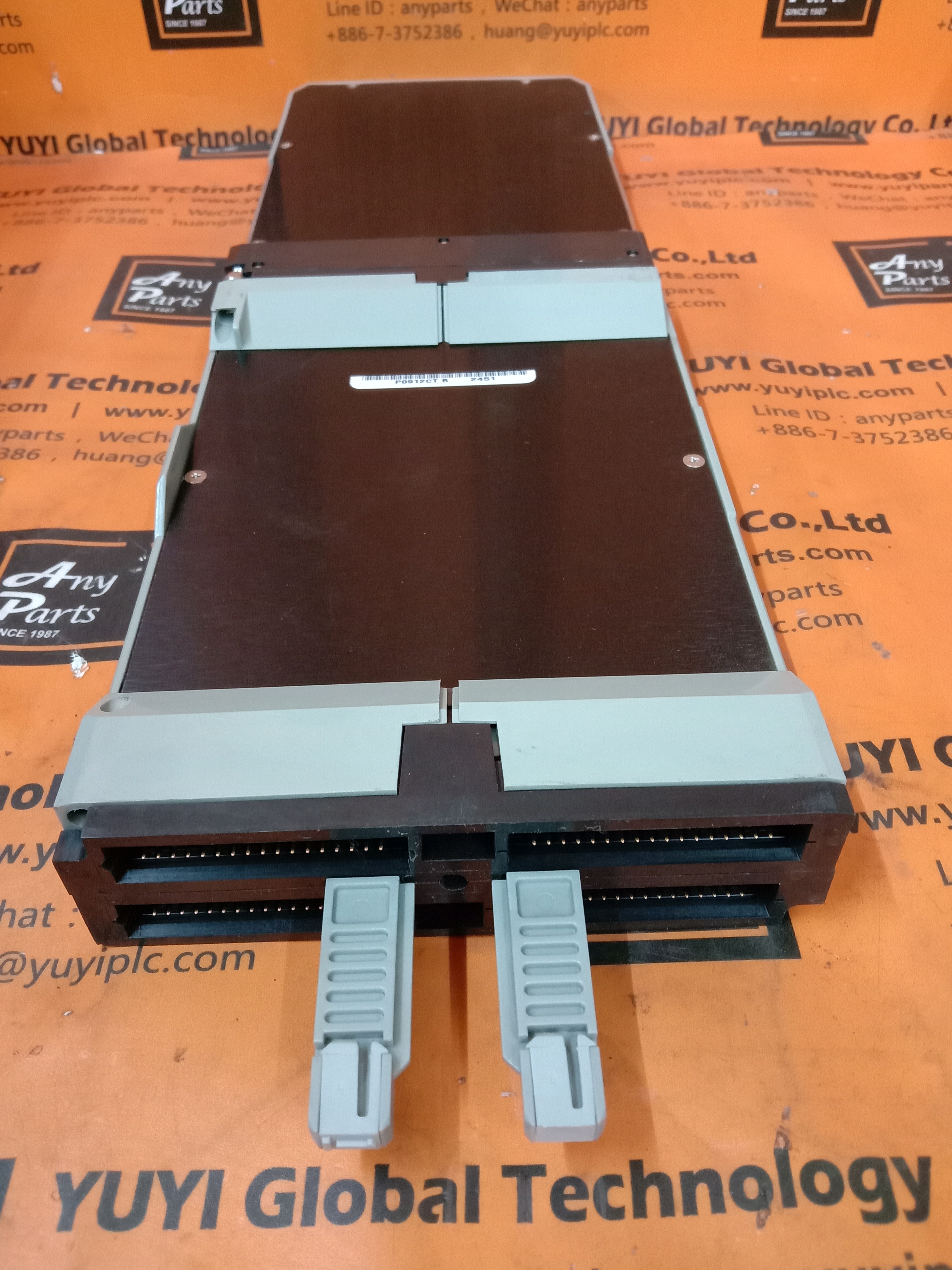 FOXBORO P0400DA-0P INPUT PLC MODULE