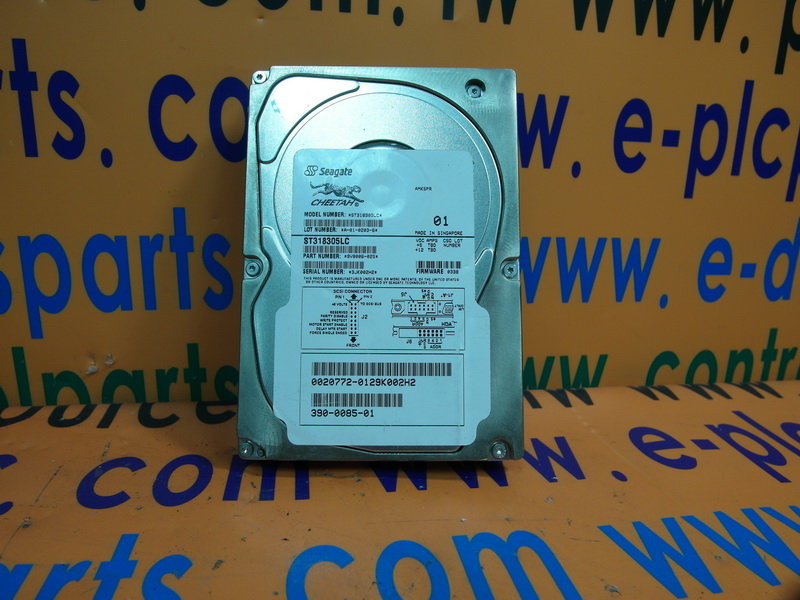 SEAGATE ST318305LC HARD DISK